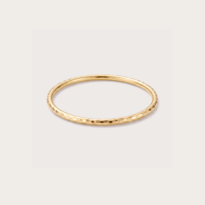 Hammered Ring in gold