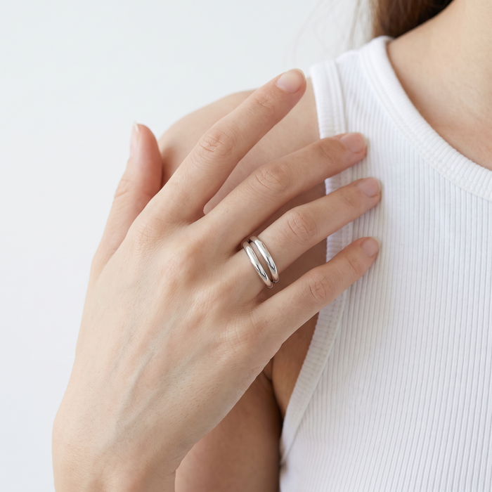 Double Ring in silver, worn on the hand