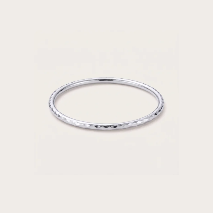 Hammered Ring in silver